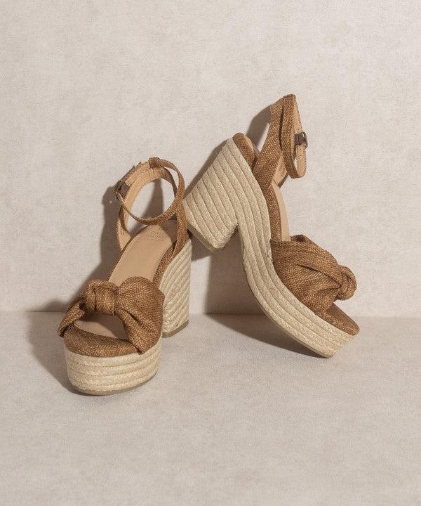 Mackenzie Wedged Sandal